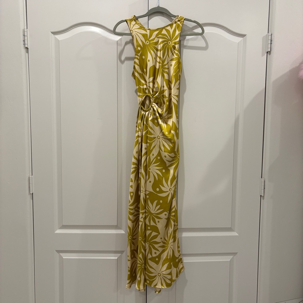 House of Harlow 1960 Gold and White Floral Maxi Dress